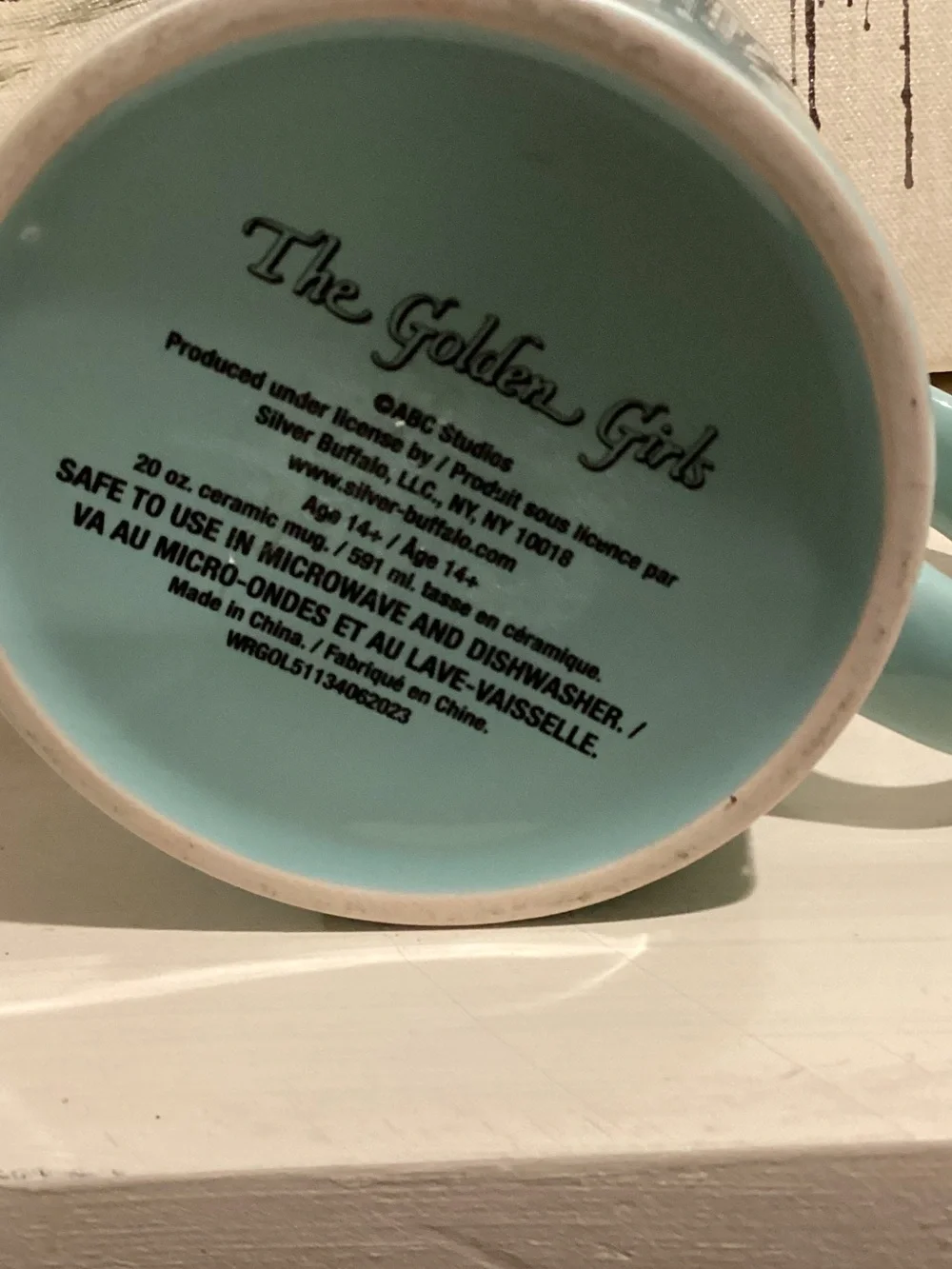 Golden Girls ‘Quiet you Trash’ Coffee Mug - Picture 4 of 4